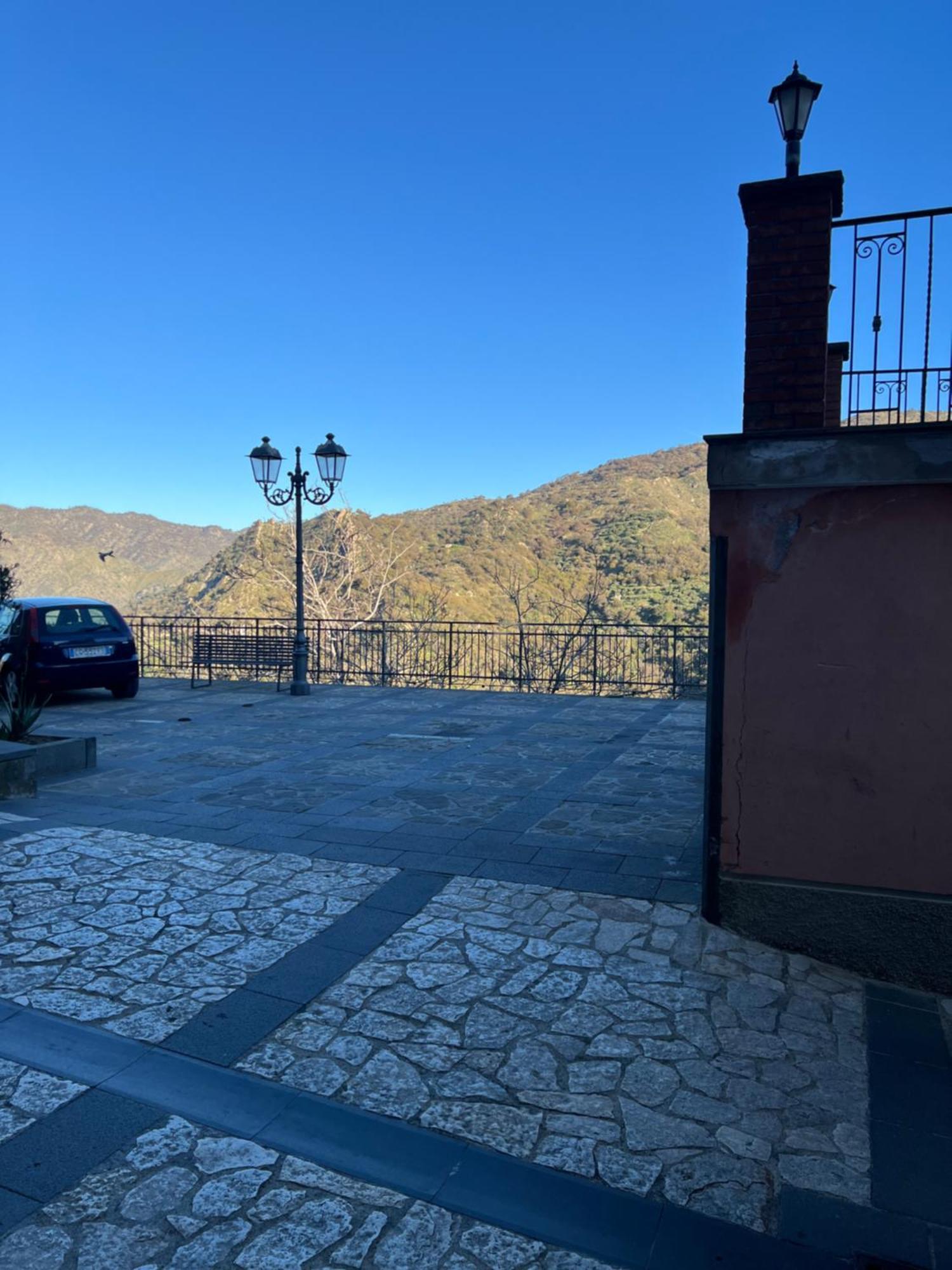 Casa Belvedere Motta Camastra Gole Alcantara المظهر الخارجي الصورة